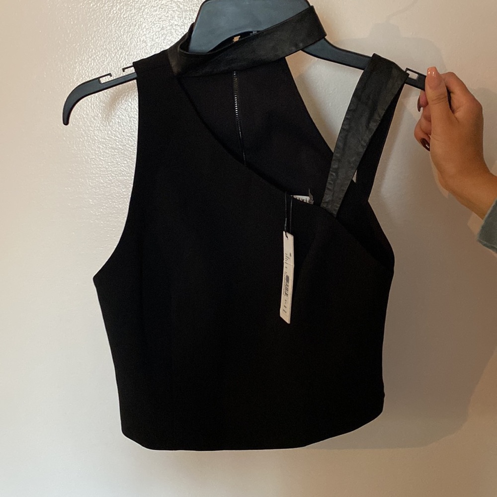 Alice & Olivia Womens top